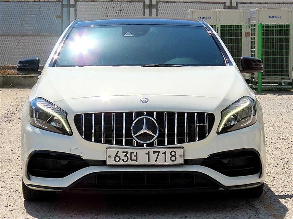 벤츠 A-Class A45 AMG 4Maetik Koria Edition