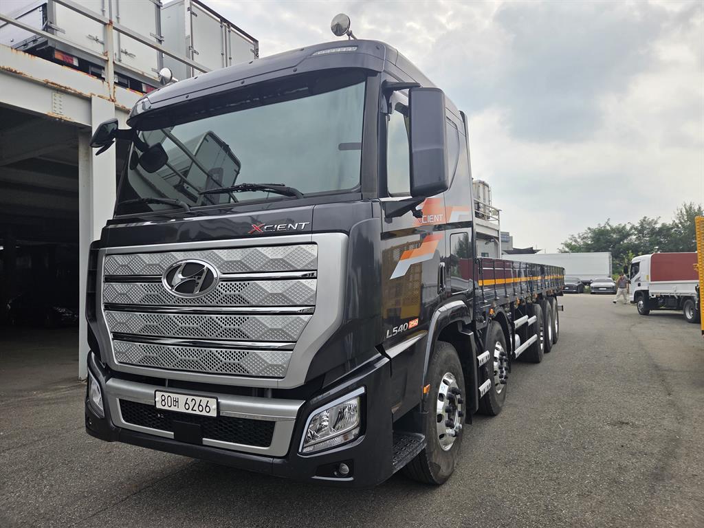 Hyundai Trago Eksieonteu Pro Карго 25т