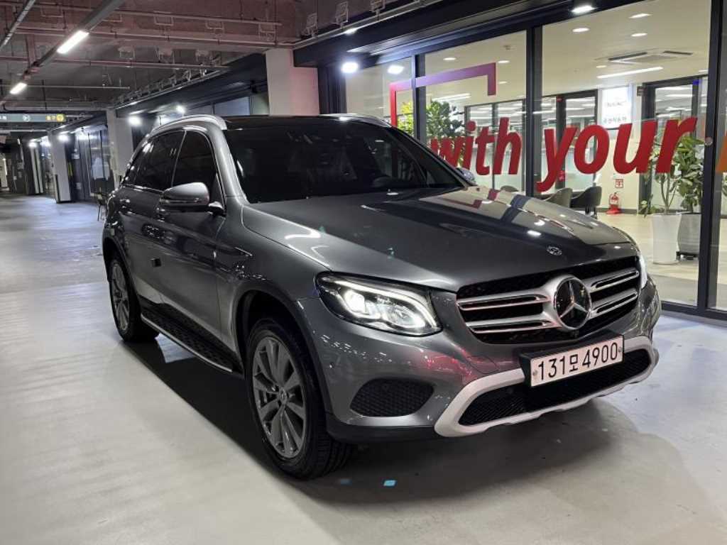 벤츠 GLC 350e 4Maetik