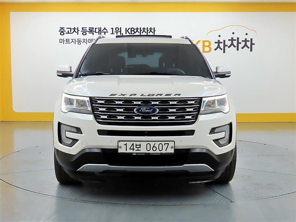 포드 익스플로러 2.3 AWD Limited