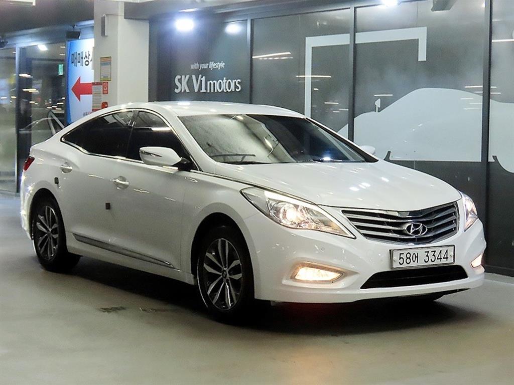 Hyundai Grandeur HG 240 Luxury
