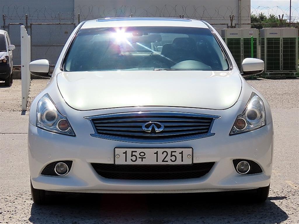 인피니티 G37