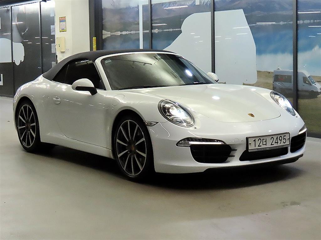 Porsche 911 Kabeuriolre Karera S