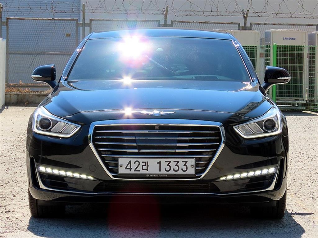 Genesis EQ900 3.3 Turbo AWD Luxury