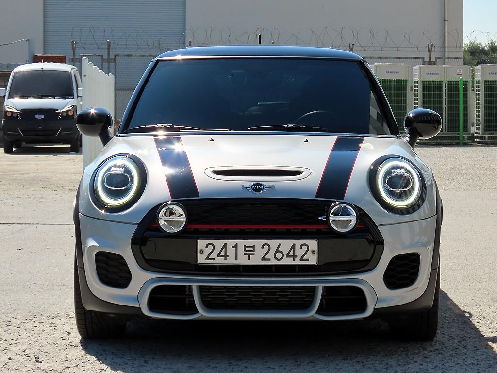 미니 쿠퍼 2.0 S JCW