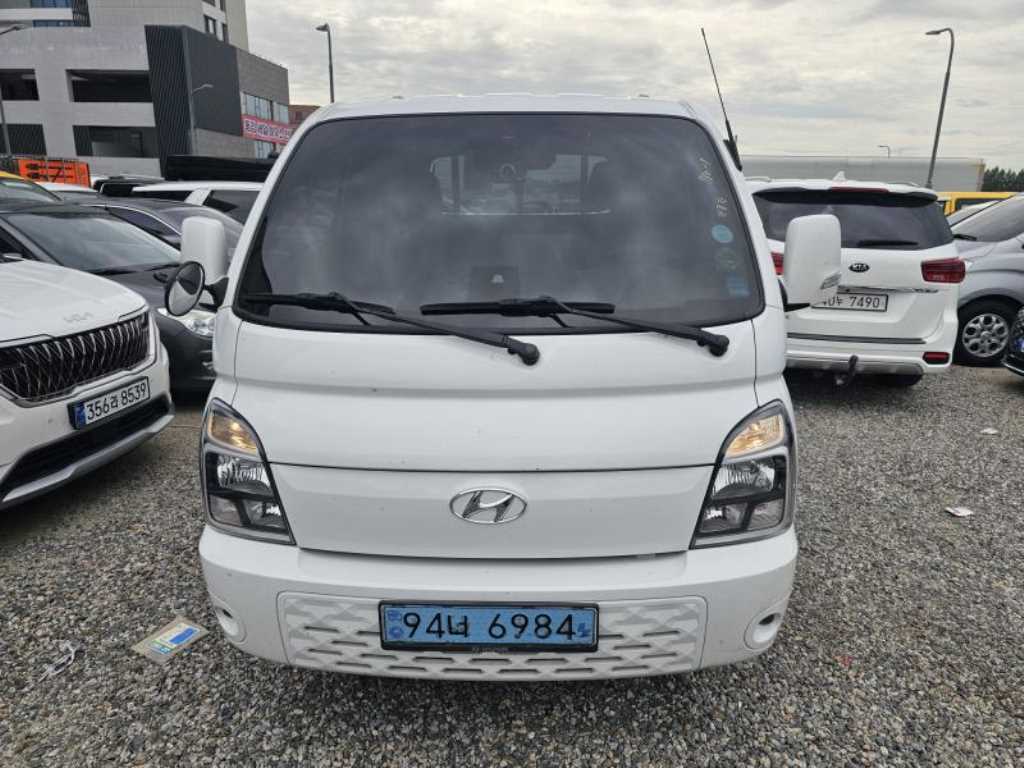 현대 Porter II EV Карго Premium Special