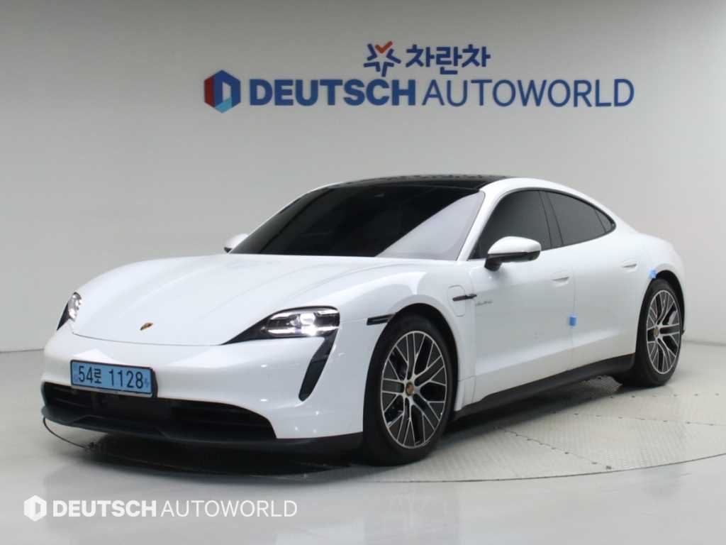 포르쉐 타이칸 EV