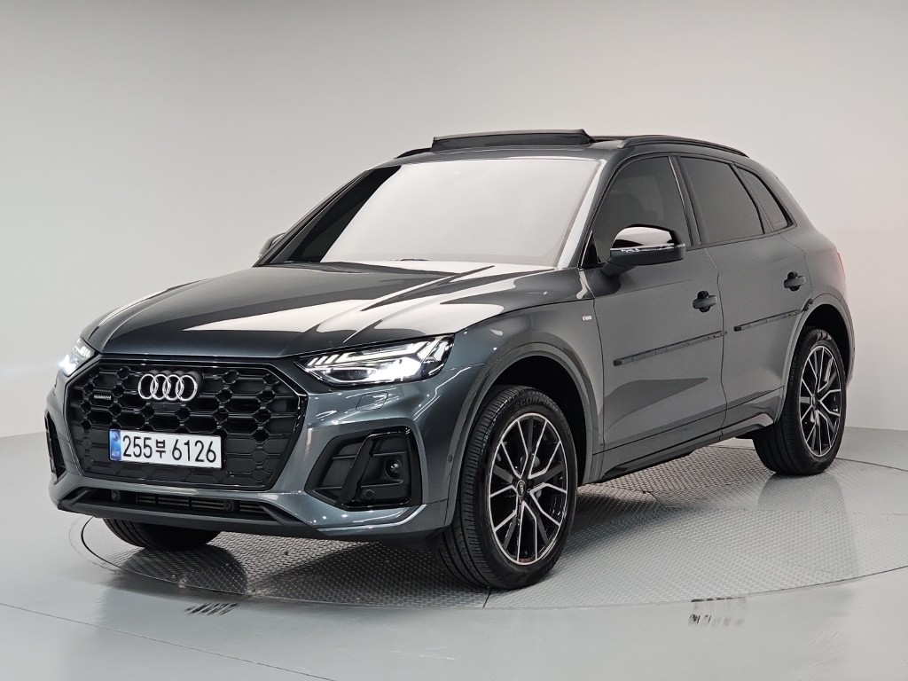 Audi Q5 45 TFSI Quattro Premium Black Edition