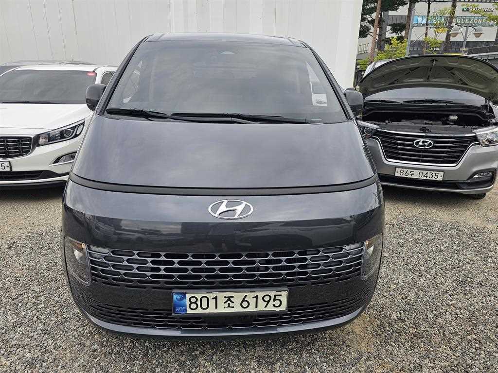Hyundai Staria 2.2 Cargo 3 seats Smart