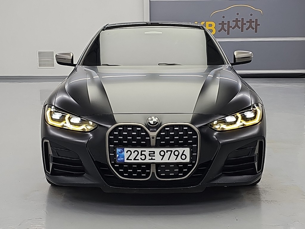 BMW 4 Series Coupe M440i xDrive Performance Line Exclusive