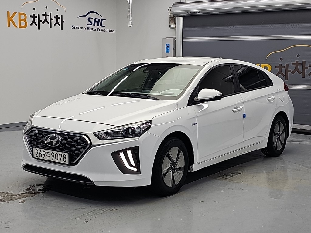 Hyundai Ioniq Hybrid 1.6 GDi HEV I