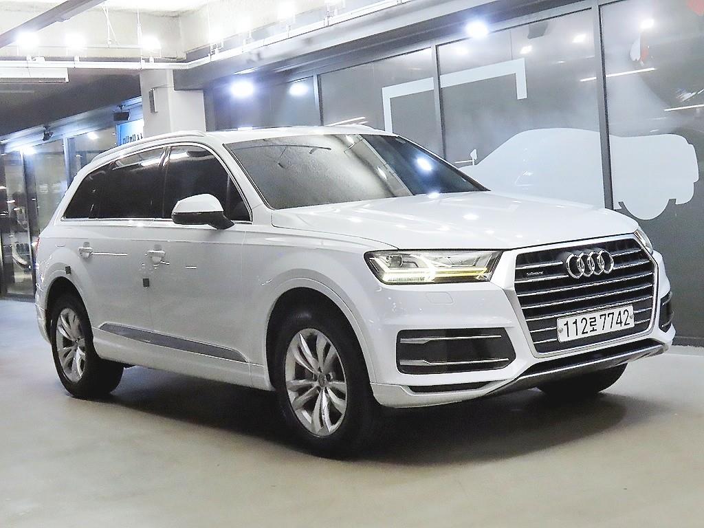 Audi Q7 45 TFSI Quattro