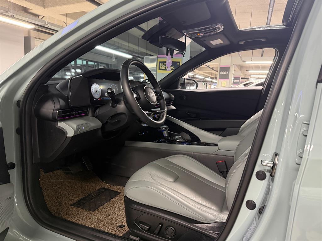 Hyundai Avante 1.6 Inspiration