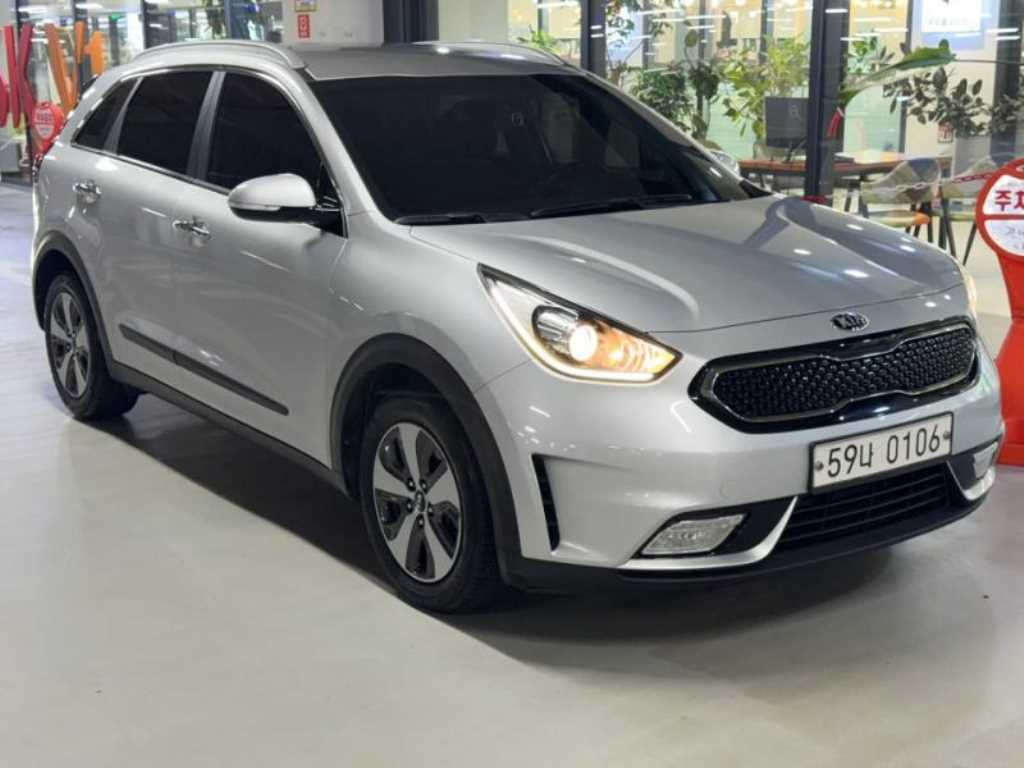 Kia Niro 1.6 Hybrid Prestige