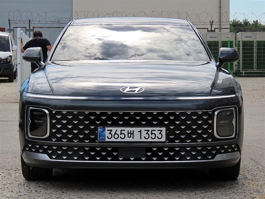 Hyundai Grandeur 2.5 Premium