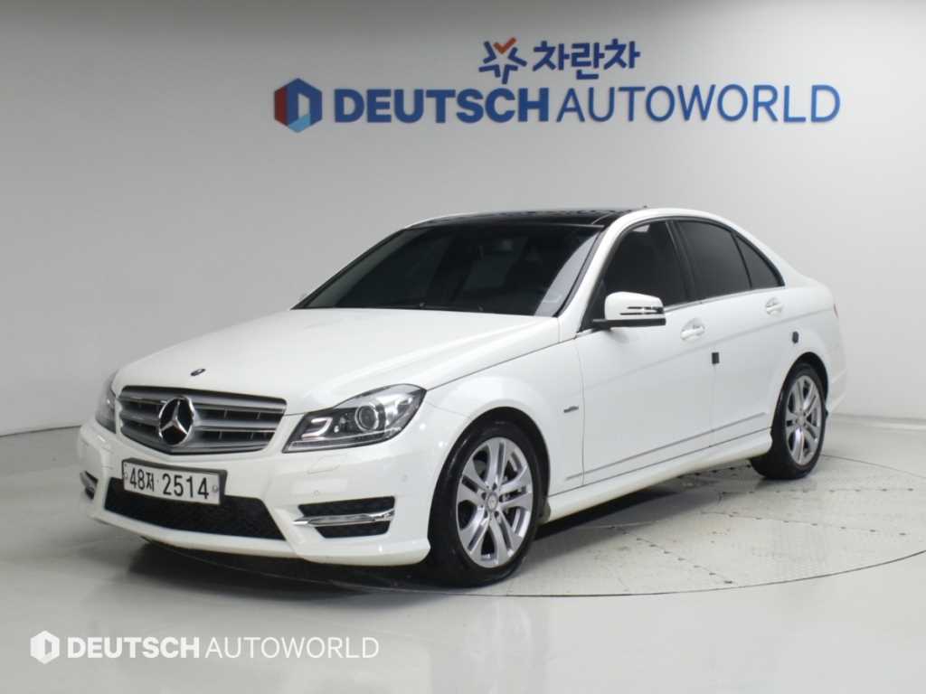Mercedes-Benz C-Class C200 Beulruipisyeonsi Avantgarde