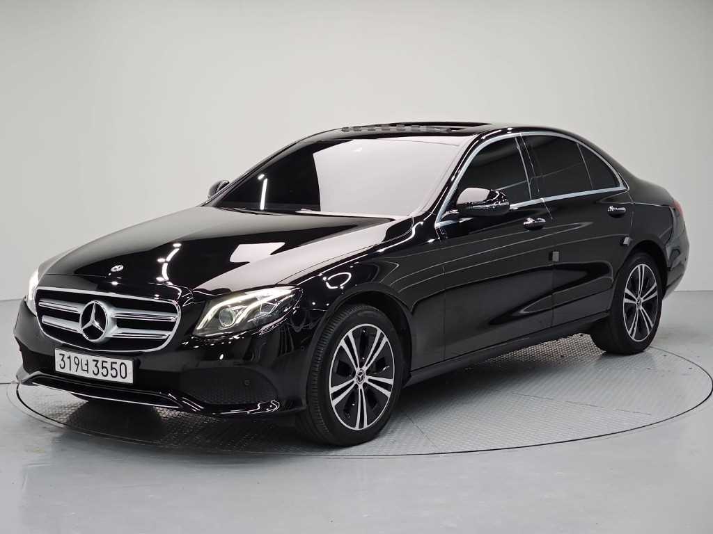 벤츠 E클래스 E220d Avantgarde