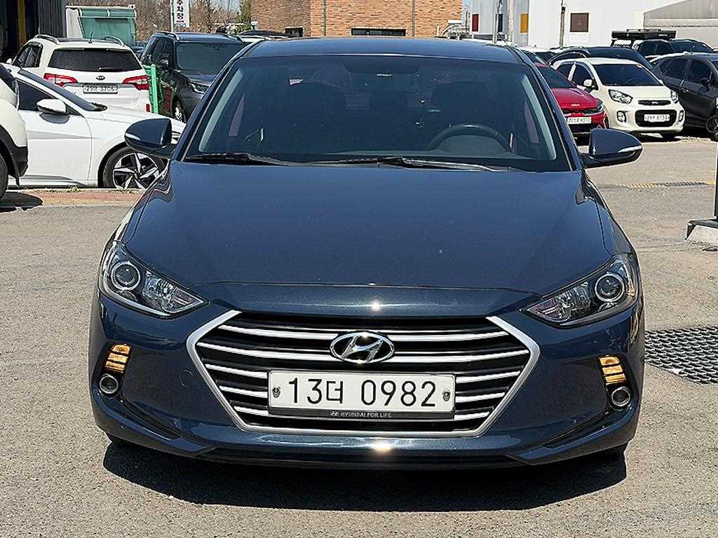 Hyundai Avante 1.6 Smart Special