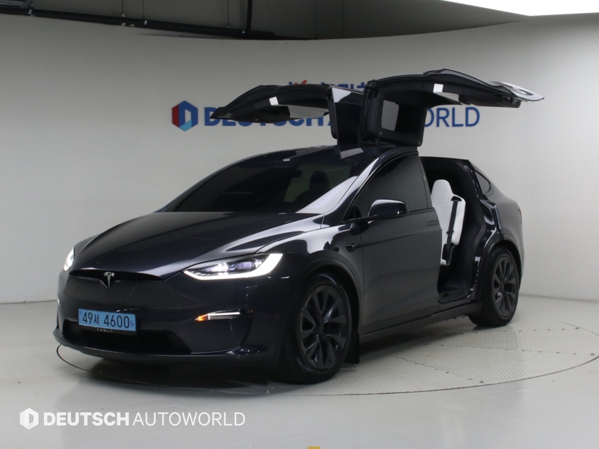 Tesla Model X AWD