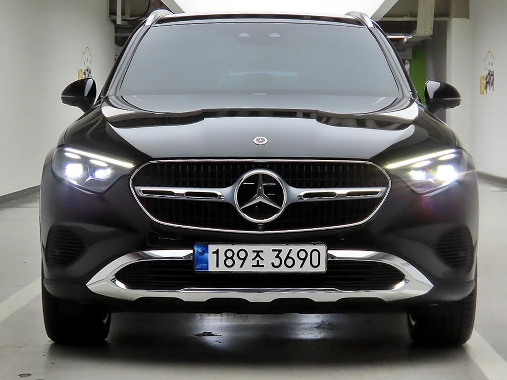 Mercedes-Benz GLC 220d 4Maetik