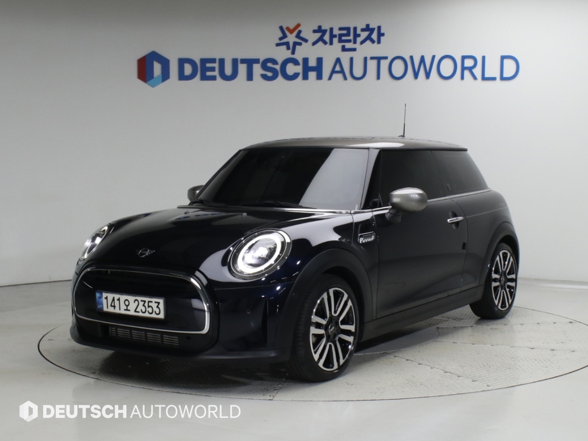 MINI Cooper 1.5 Pikadilri Edition