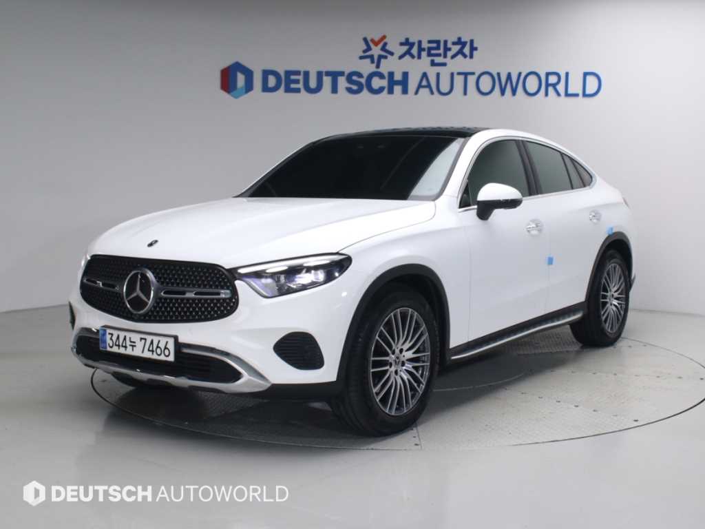 벤츠 GLC 300 4Maetik Coupe Avantgarde