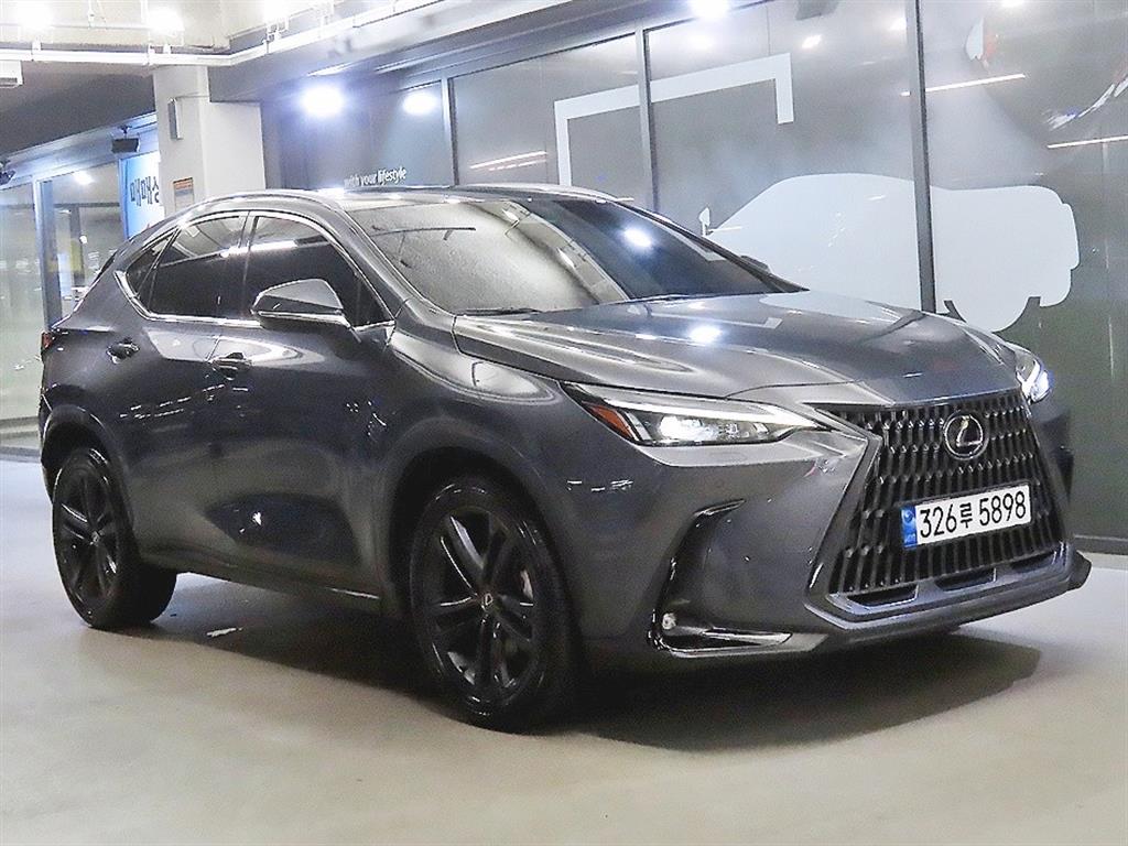 Lexus NX 350h Premium