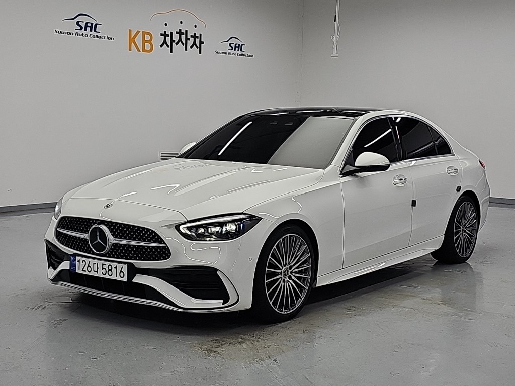 Mercedes-Benz C-Class C300 4Maetik AMG Line