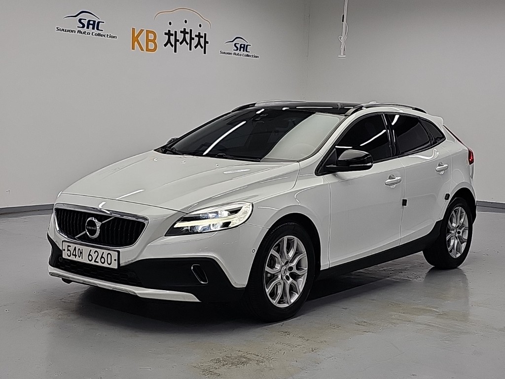 볼보 V40 Keuroseukeonteuri D3 Momenteom