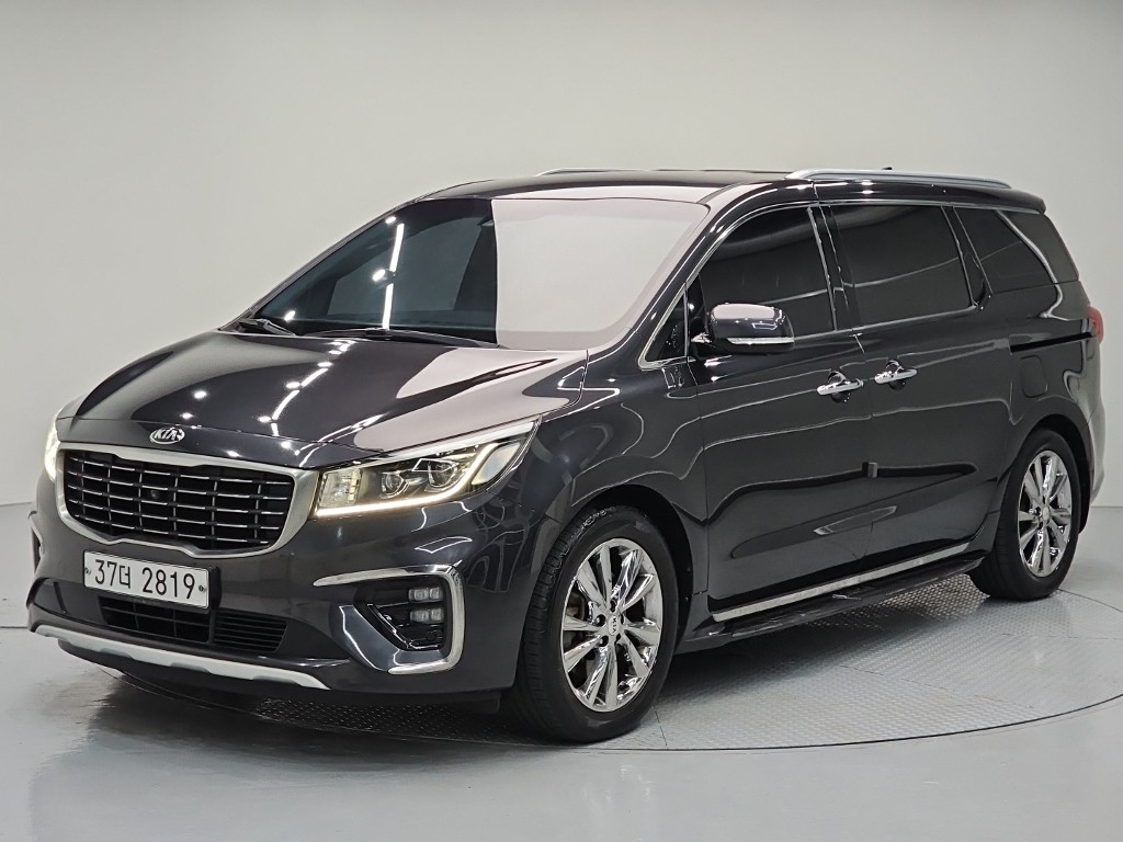 Kia Carnival 9 суудал Noblesse Special