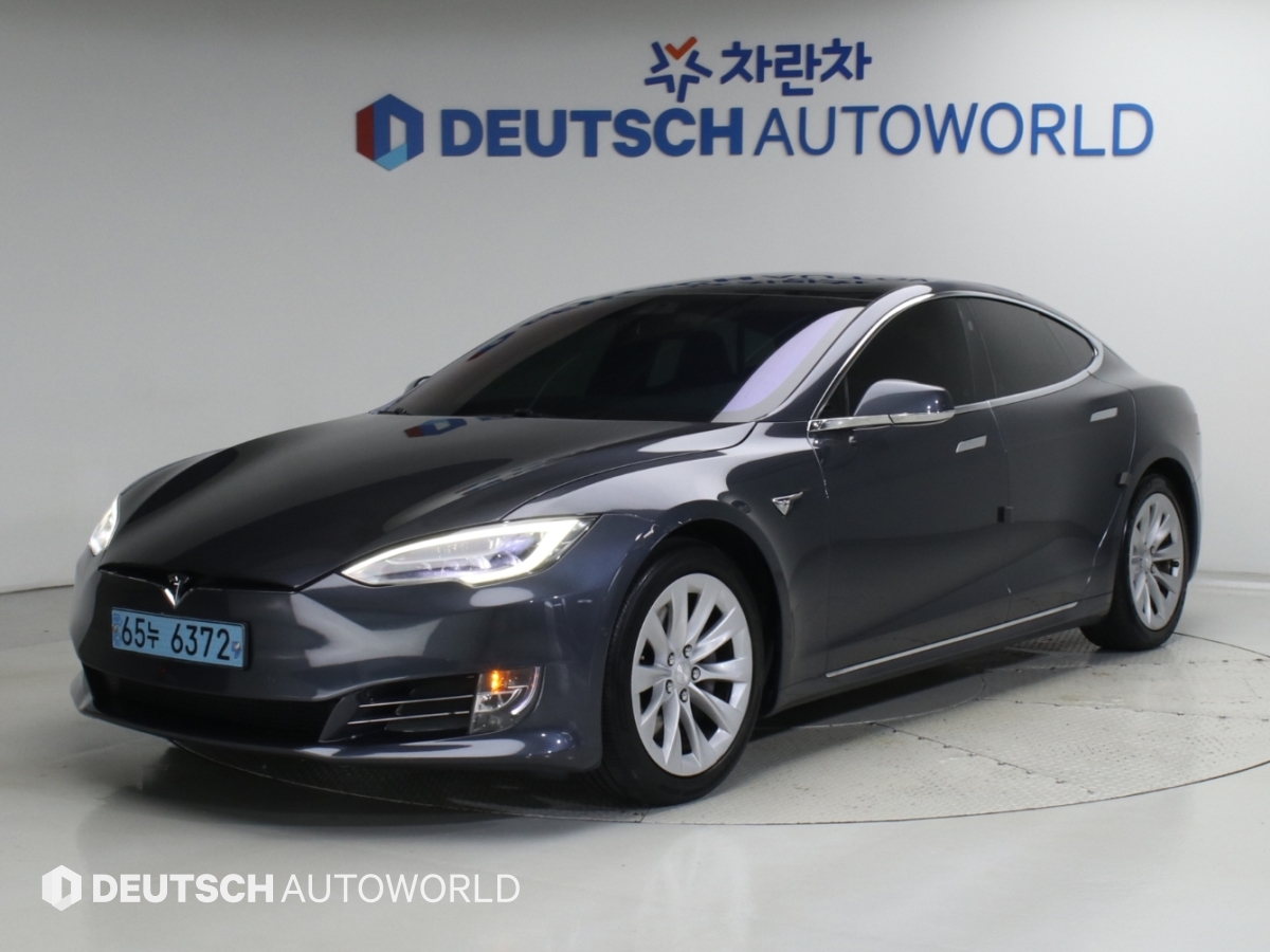 테슬라 Model S 90D