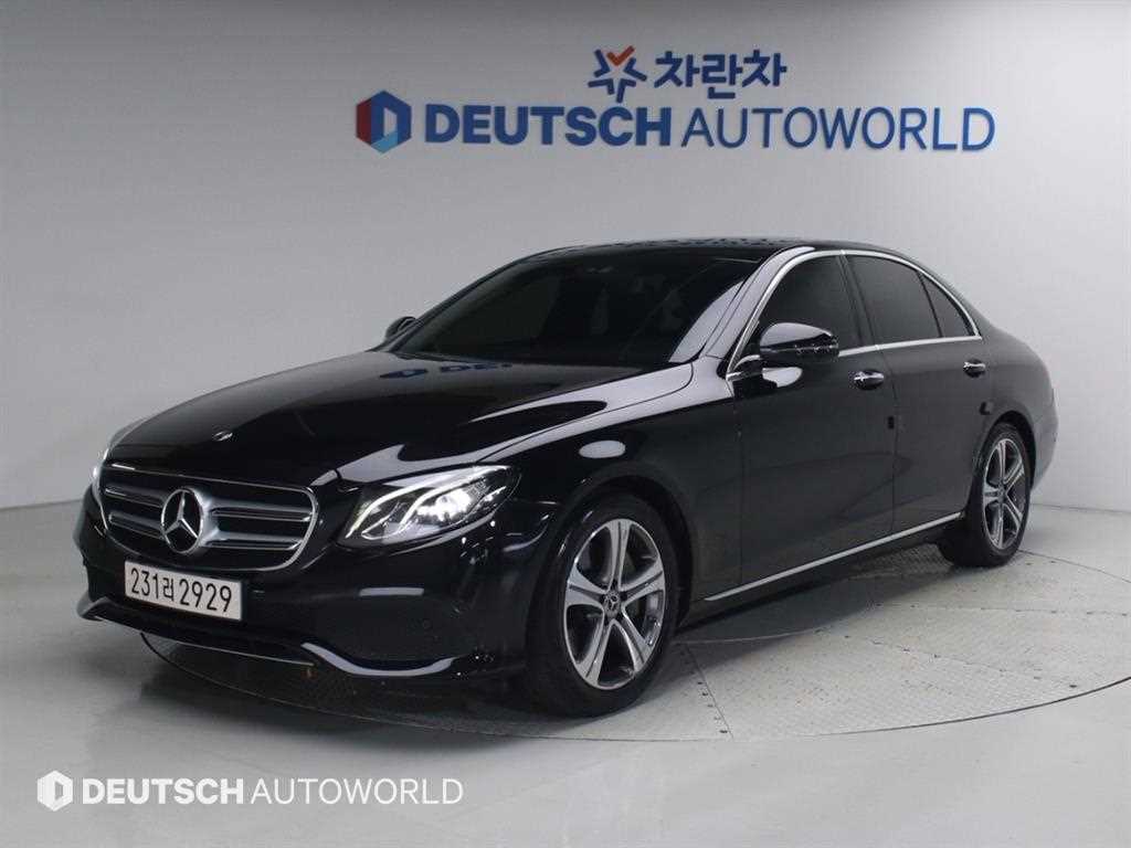 Mercedes-Benz E-Class E300 Avantgarde