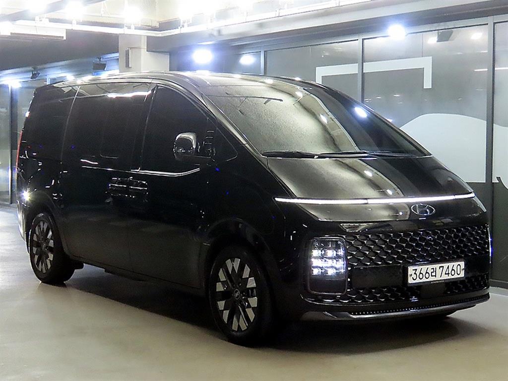 Hyundai Staria 3.5 LPG Raunji 9 суудал Mobilriti