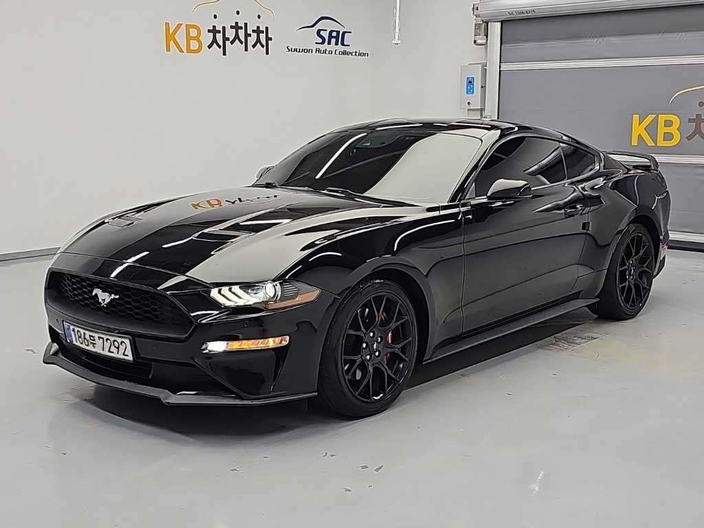 Ford Mustang Coupe 2.3 Premium