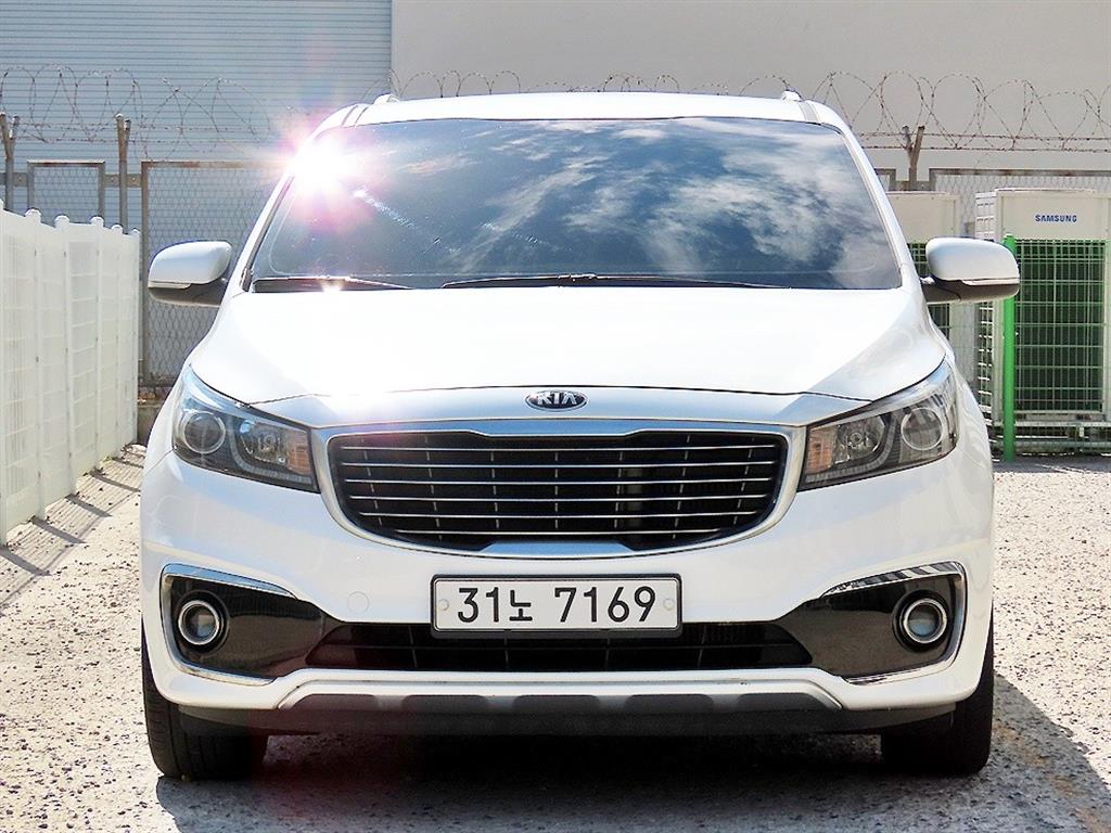 Kia Carnival 9 суудал Luxury