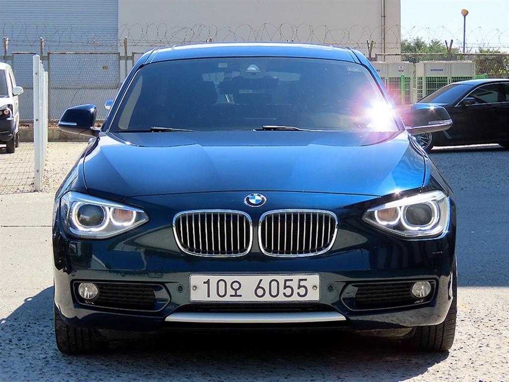 BMW 1 Series 5 хаалга 118d Urban Line