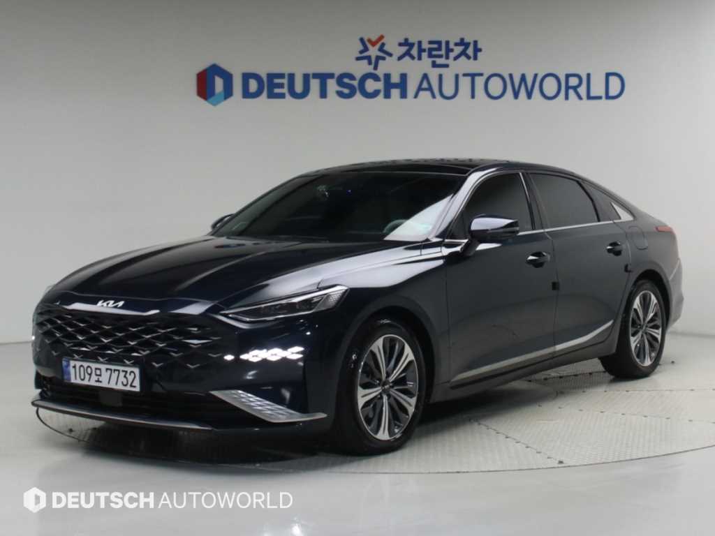 Kia K8 Hybrid HEV Signature