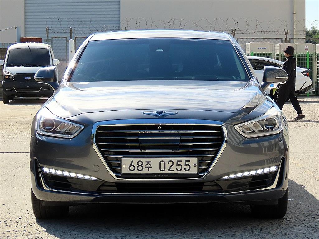 Genesis EQ900 3.8 GDi AWD Prestige