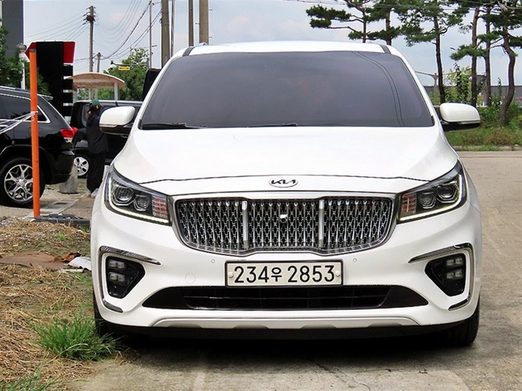 기아 카니발 9 seats Luxury