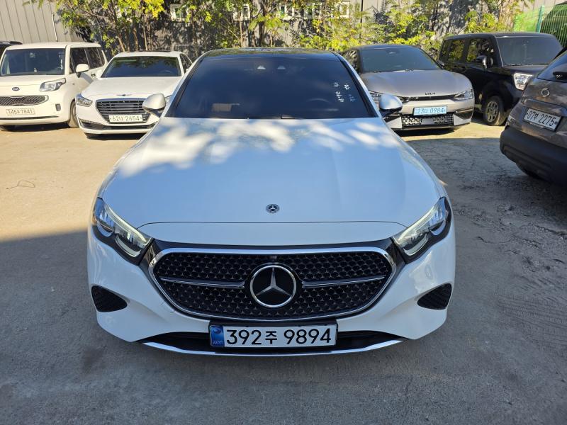 Mercedes-Benz E-Class E200 Avantgarde