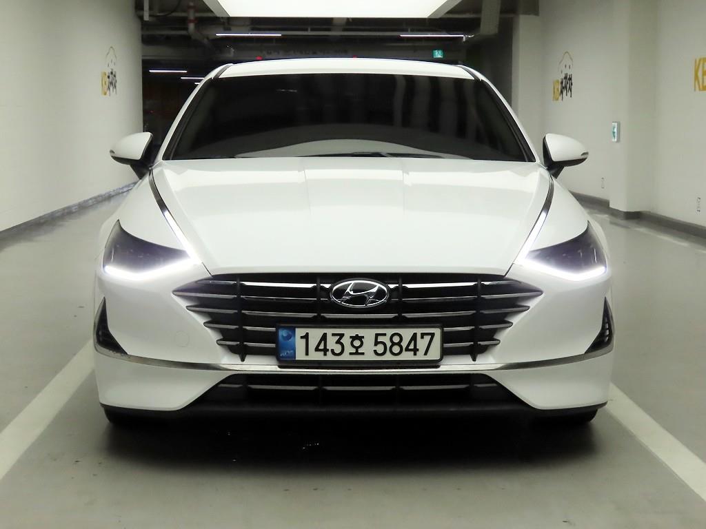 Hyundai Sonata L2.0 Smart