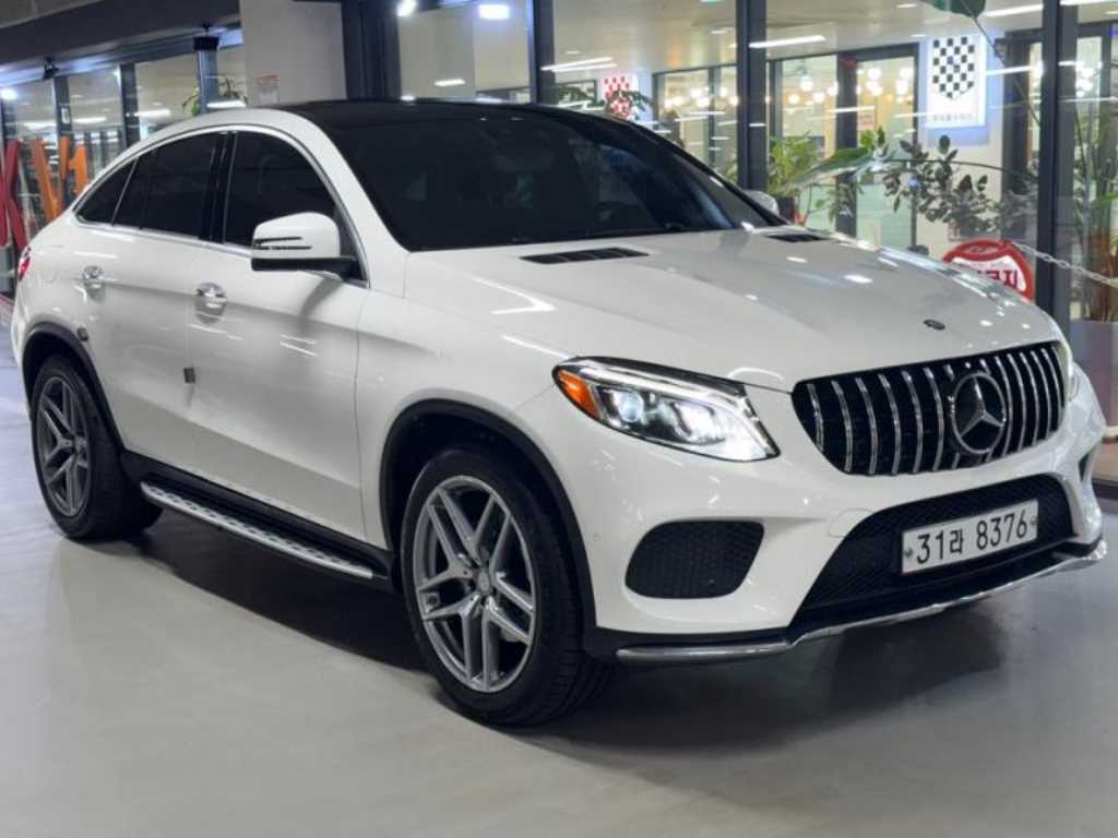 Mercedes-Benz GLE 350d 4Maetik Coupe