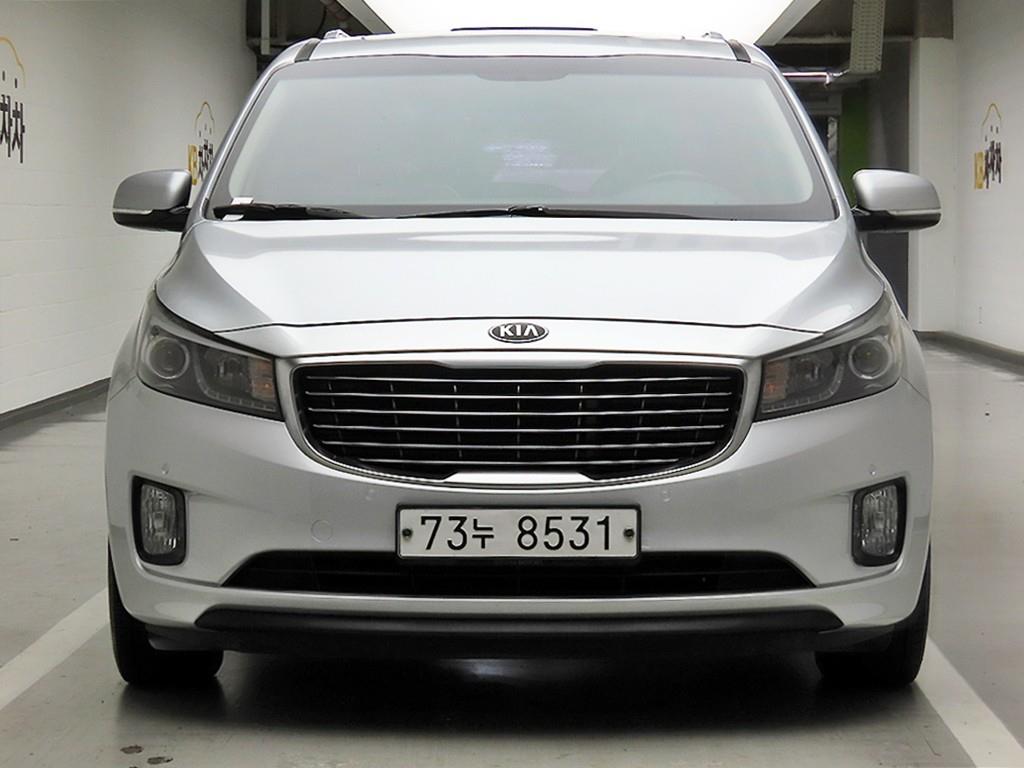 기아 카니발 11 seats Luxury