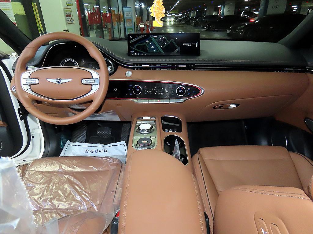Genesis GV70 2.5T AWD