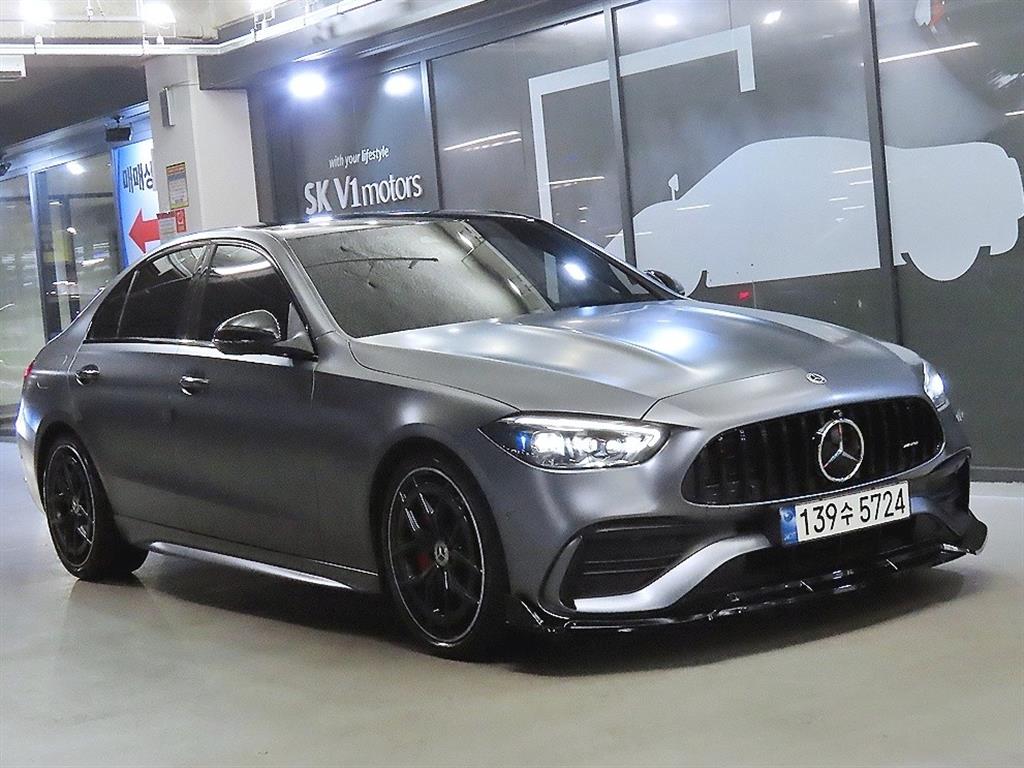 Mercedes-Benz C-Class C300 4Maetik AMG Line