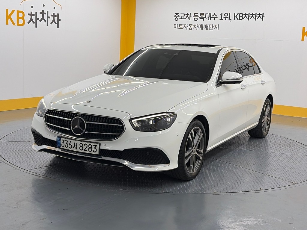 Mercedes-Benz E-Class E350 4Maetik Avantgarde
