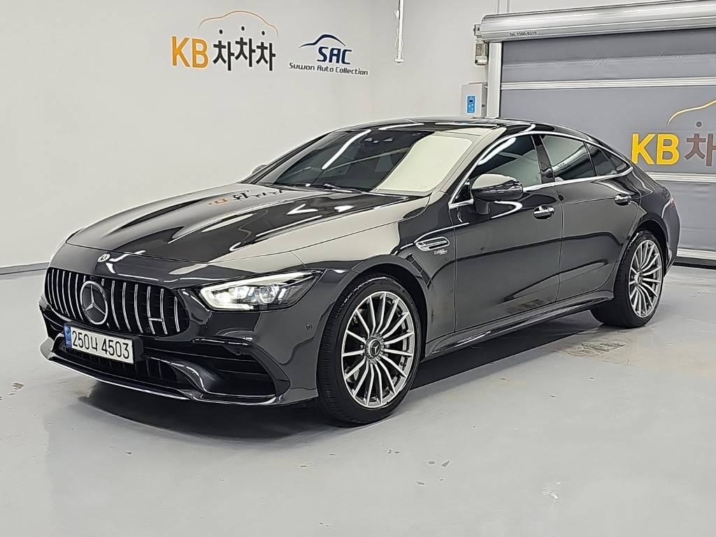 Mercedes-Benz AMG GT 43 4Maetik+