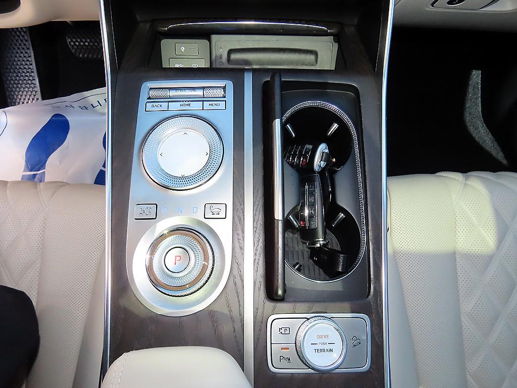 Genesis GV80 2.5 AWD