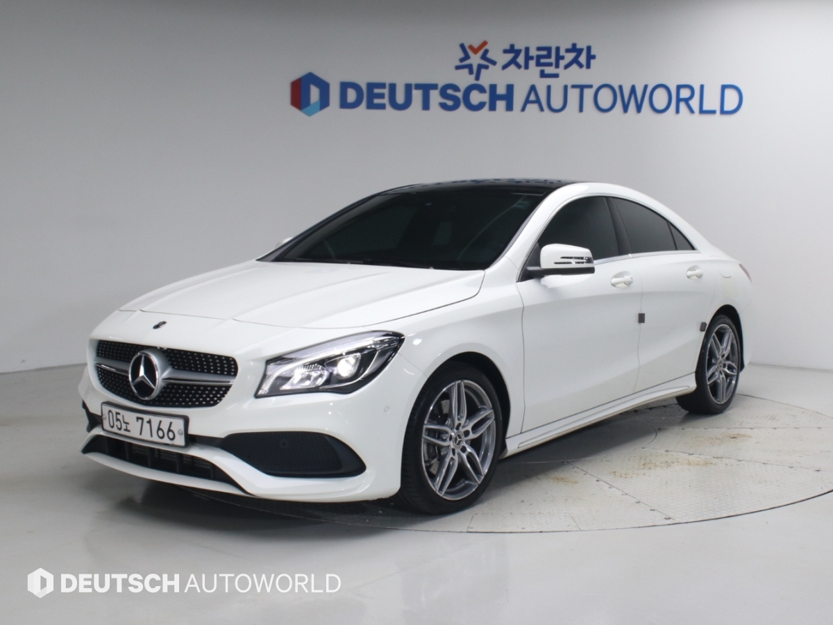 Mercedes-Benz CLA CLA220 AMG Line