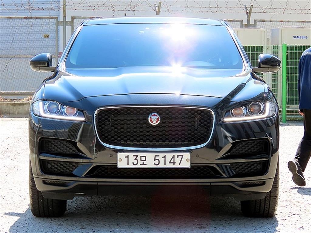 재규어 F-Pace 2.0 20d AWD Prestige